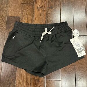 NWT halo performance shorts black size small